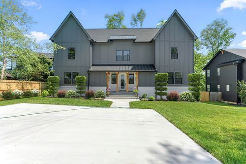 2301 Brittany Dr, Nashville, TN, 37206-1513 | Card Image