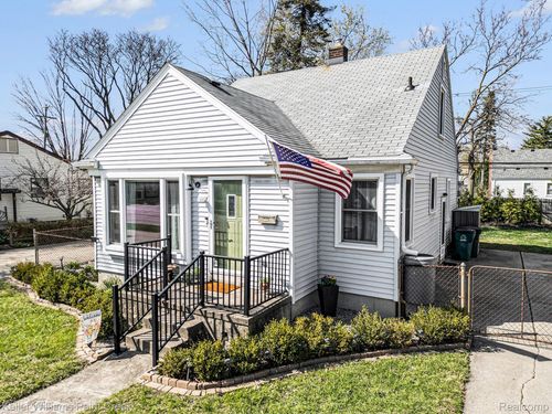 1404 11 Mile Rd, Berkley, MI, 48072-3043 | Card Image