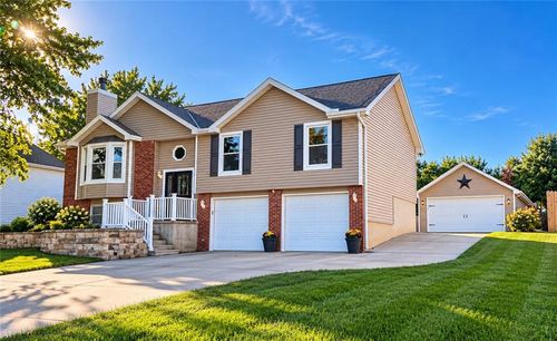 5302 Stoneridge Dr, Saint Joseph, MO, 64507-9601 | Card Image