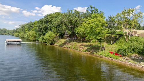 204 Sandy Shores Rd, Waconia, MN, 55387 | Card Image