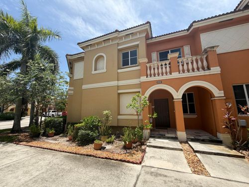 8928 Sw 18th St, Miramar, FL, 33025-7615 | Card Image