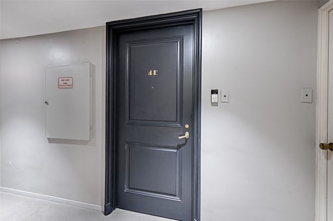 Front door to Unit 4E | Image 23