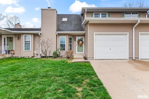 3 Woodbury Hl, Springfield, IL, 62711-8035 | Card Image