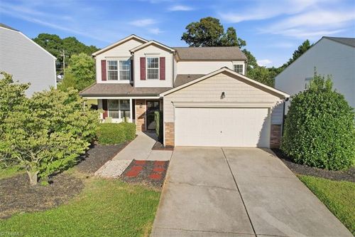 4562 Westhill Pl, Kernersville, NC, 27284-9541 | Card Image
