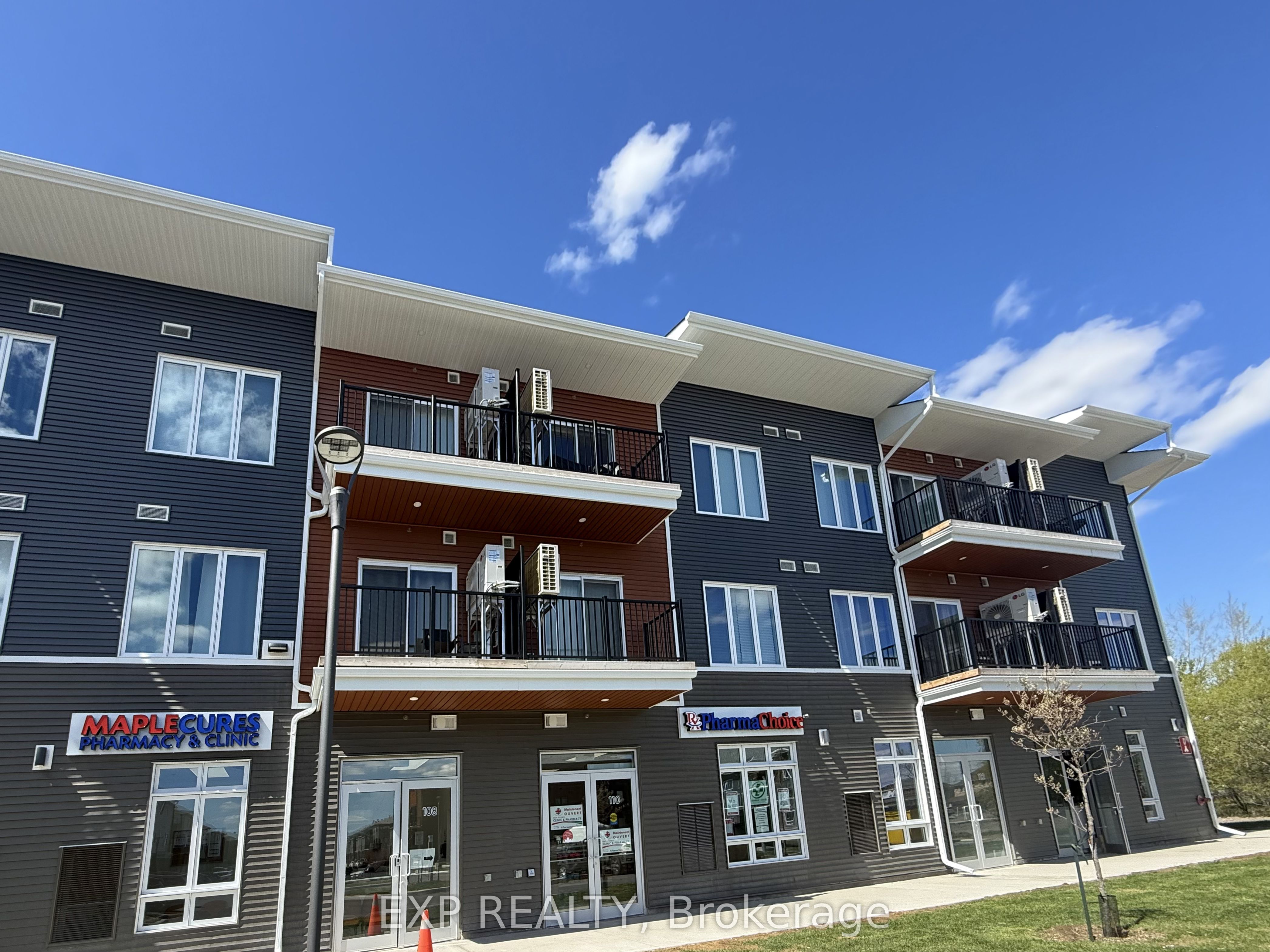 Commercial Lease in Orleans - Cumberland and Area 3
