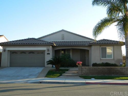 552 Bent Trail Dr, Chula Vista, CA, 91914-4158 | Card Image