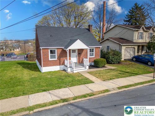 714 Fernwood St, BETHLEHEM, PA, 18018-4410 | Card Image