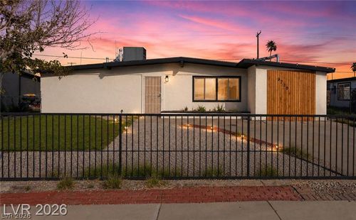 3220 Stanley Ave, North Las Vegas, NV, 89030-7230 | Card Image