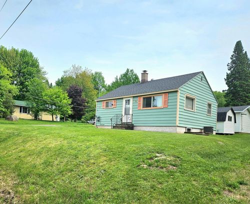 8199 Mill St, Ramsay, MI, 49959-8217 | Card Image