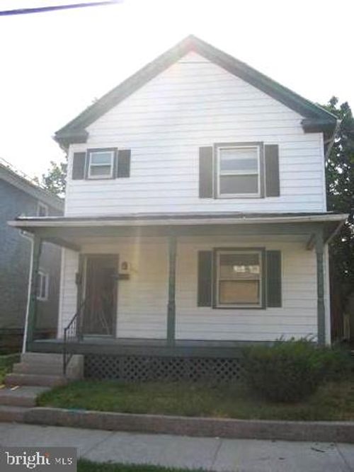 304 S Illinois Ave, MARTINSBURG, WV, 25401-1928 | Card Image