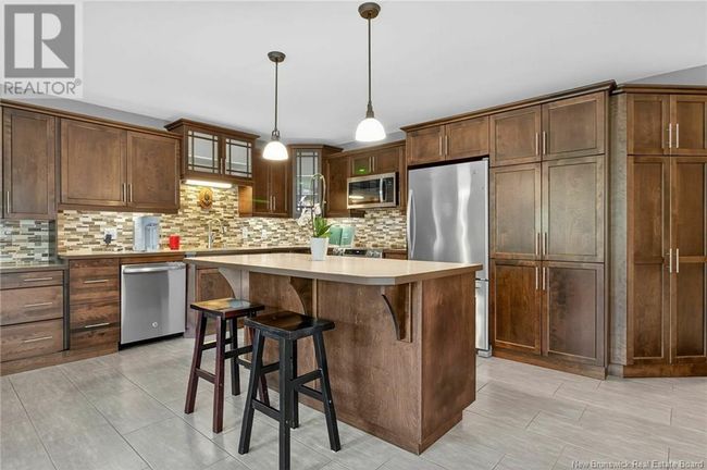 343 Dolbeau St, House other with 3 bedrooms, 3 bathrooms and null parking in Dieppe NB | Image 4