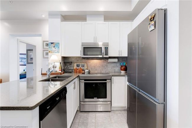 404 - 35 Southshore Cres, House attached with 2 bedrooms, 2 bathrooms and 2 parking in Stoney Creek ON | Image 4