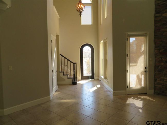 954 La Vista Dr, Townhouse with 3 bedrooms, 3 bathrooms and null parking in Tyler TX | Image 8