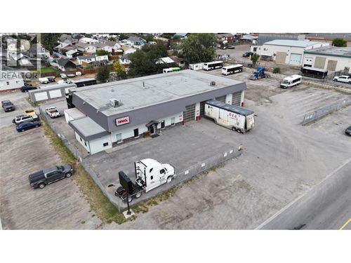 301 Slater Road Nw, Cranbrook, BC, V1C4Y5 | Card Image