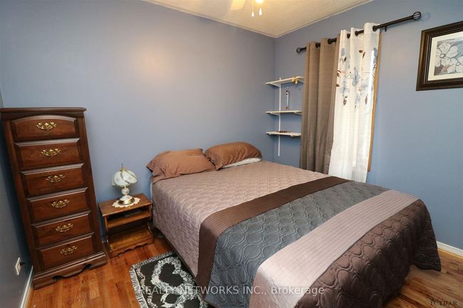 662 Edward Ave, House other with 2 bedrooms, 1 bathrooms and 2 parking in Holtyre ON | Image 13