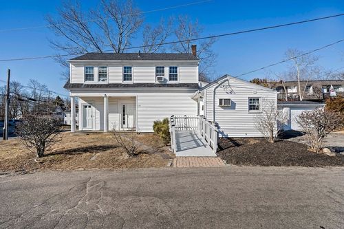 17 North Ave, Rockland, MA, 02370-2123 | Card Image