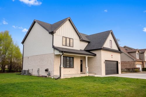 7214 78th Ave, Bridgeview, IL, 60455-4033 | Card Image