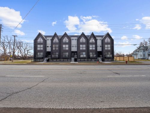 303-7277 Wilson Cres, Niagara Falls, ON, L2G4R8 | Card Image