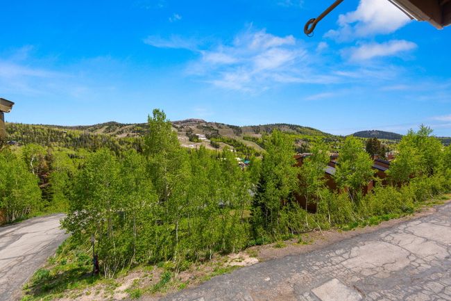 Outside View | Image 20