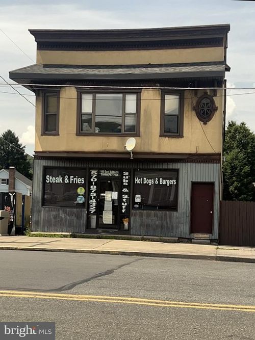 100 E Biddle St, Ashland, PA, 17921-8302 | Card Image