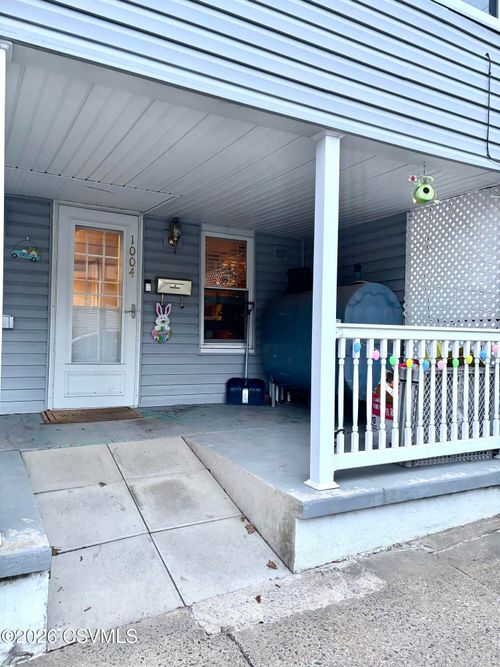 1004 E Clay Street, Shamokin, PA, 17872 | Card Image