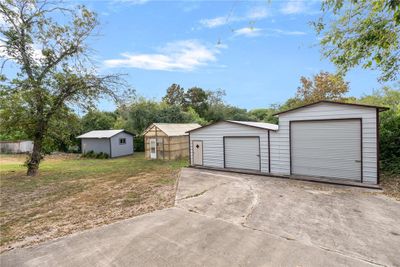 660 S Vista Drive, House other with 3 bedrooms, 2 bathrooms and null parking in Sandia TX | Image 2