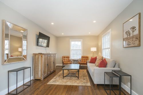 207 Chapel Ave, Nashville, TN, 37206-2409 | Card Image