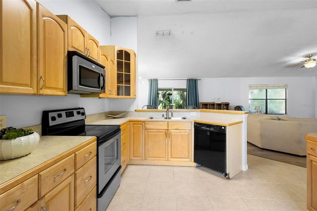 134 Naranja Rd, House other with 3 bedrooms, 2 bathrooms and null parking in DEBARY FL | Image 8