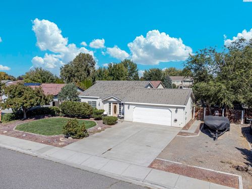 5506 Aspen Dr, West Richland, WA, 99353-7705 | Card Image