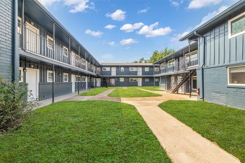apt-11-4706 Yellowstone Blvd, Houston, TX, 77021-4367 | Card Image