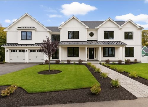 7 Lewis Ct, Hingham, MA, 02043-2723 | Card Image