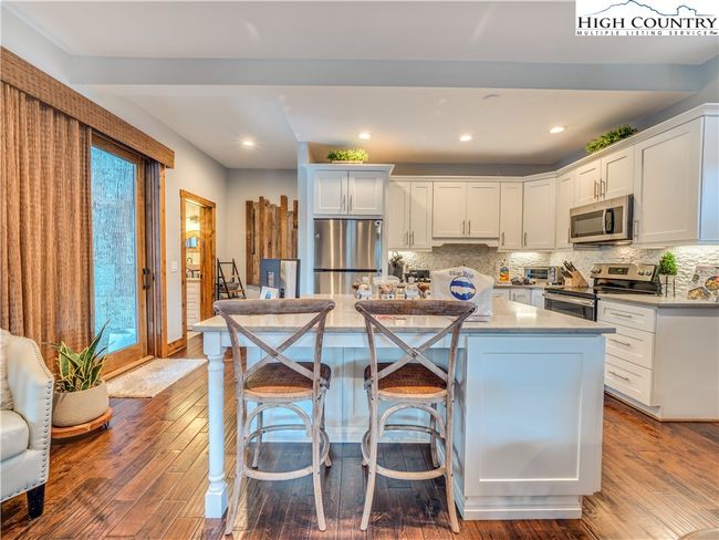 5 - 62 Eagle Cottage Ln, Townhouse with 1 bedrooms, 2 bathrooms and null parking in Banner Elk NC | Image 10