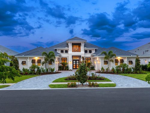 572 Blue Shell Loop, Sarasota, FL, 34240-5900 | Card Image
