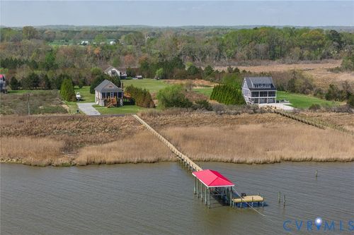 711 Fort Lowry Ln, Dunnsville, VA, 22454-2086 | Card Image