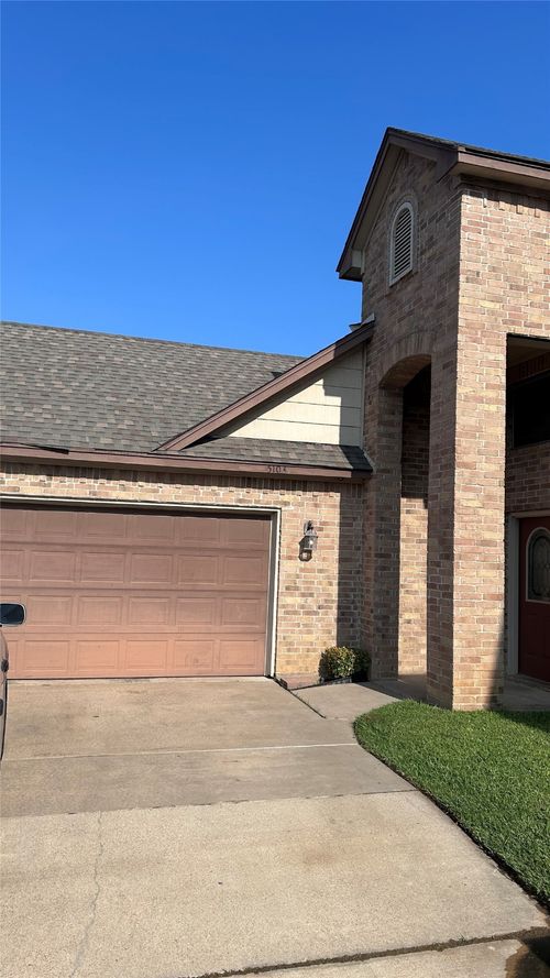 5103 Chesterfield Pl, Arlington, TX, 76017-4928 | Card Image