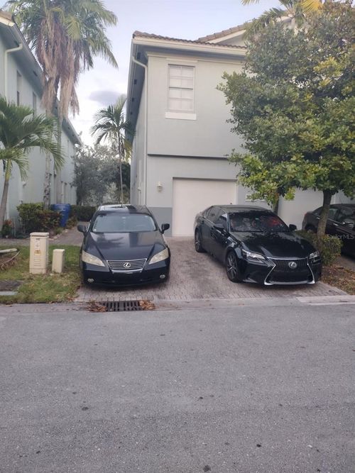 3076 Laurel Ridge Cir, Riviera Beach, FL, 33404-1837 | Card Image