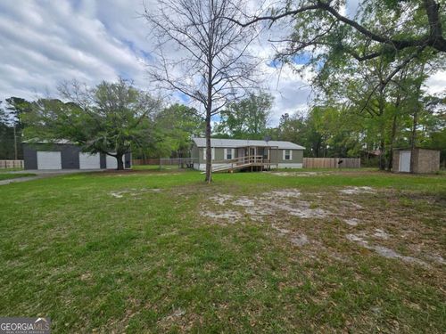 688 Linden Bluff Rd, Jesup, GA, 31545-5116 | Card Image