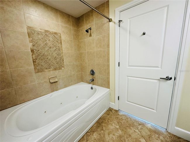 UNIT-1009 - 101 S Eola Dr, Condo with 1 bedrooms, 2 bathrooms and null parking in ORLANDO FL | Image 7