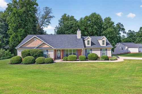 25 Persimmon Dr, Jefferson, GA, 30549-0701 | Card Image