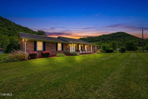 121 Hope Dr, Gate City, VA, 24251-4234 | Card Image