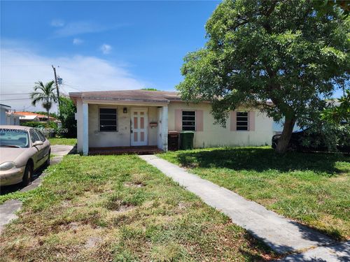 775 E 6th Pl, Hialeah, FL, 33010-4514 | Card Image