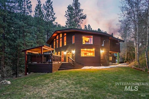 224 E Hoalst St, Pine, ID, 83647-5369 | Card Image