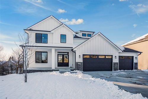 4500 Nw 167th St, Clive, IA, 50325-2537 | Card Image