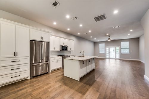 3619 Edgar Pl, Dallas, TX, 75204-8900 | Card Image