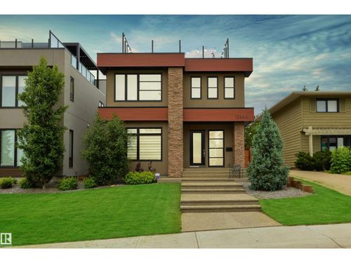 12444 Lansdowne Dr Nw, Edmonton, AB, T6H4L5 | Card Image