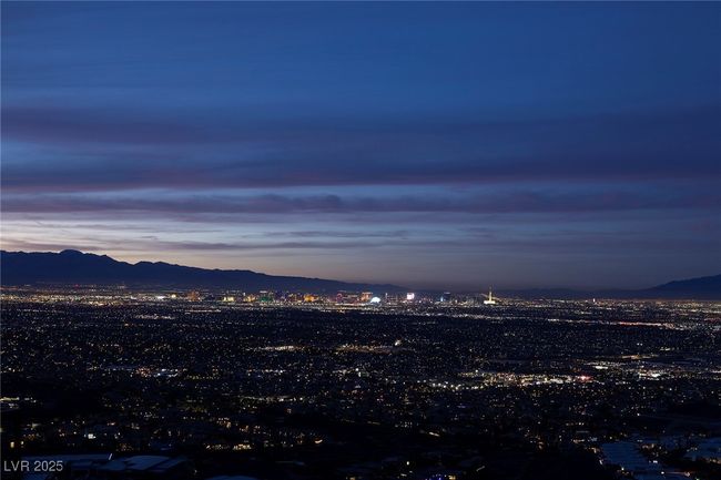 645 Overlook Rim Dr, House other with 4 bedrooms, 6 bathrooms and null parking in Henderson NV | Image 35