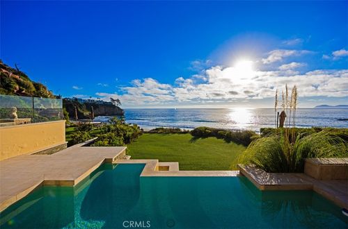 25 Bay Dr, Laguna Beach, CA, 92651-6780 | Card Image