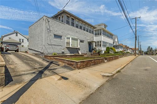 1205 Park Ave, Woonsocket, RI, 02895-6530 | Card Image