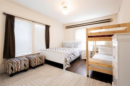 b-2509 Whitney St, Houston, TX, 77006-3056 | Card Image