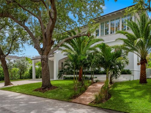 544 Warren Ln, Key Biscayne, FL, 33149-1827 | Card Image